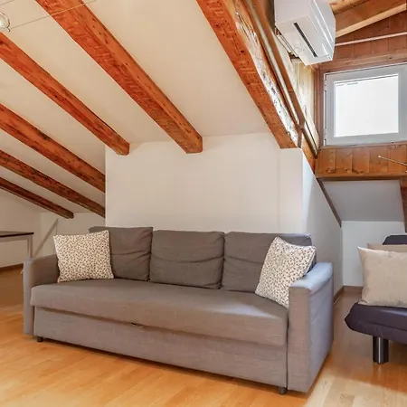 Rifugio Hemingway, Centro Con Parcheggio Daire Trieste